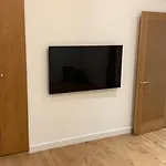 Newly Refurbished Flat In Camberwell, London