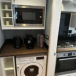 One Bedroom Flat In Chelsea