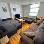 Comfortable 1 Bedroom And Double Sofa Bed Flat