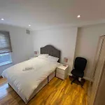 Comfortable 1 Bedroom And Double Sofa Bed Flat