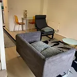 Charming 2-Bed House In London