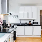One Bedroom Near Russell Square