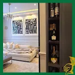 Kings Road Suite Devereux Residences