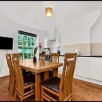 4 Bedroom Apartment Zone 1