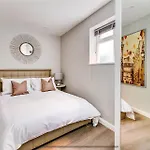 13A Rostrevor Mews