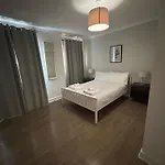 Stunning Brixton Flat Next To Brockwell Park
