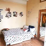 Cozy En-Suite Studio - Bright, Central & Green