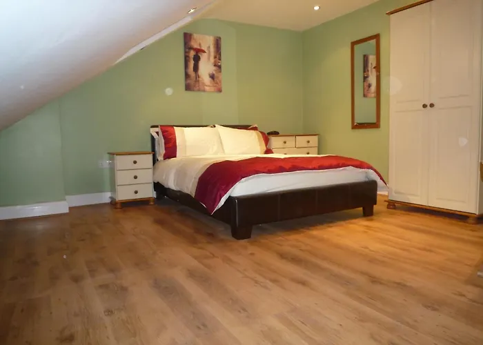 Three Bedroom Flat, Camborne Avenue W13