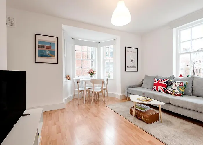 Modern One Bedroom Victoria Apartment