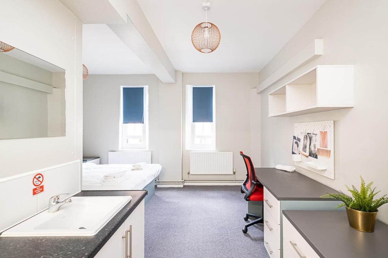 Modern And Studio, Westminster - Sk London