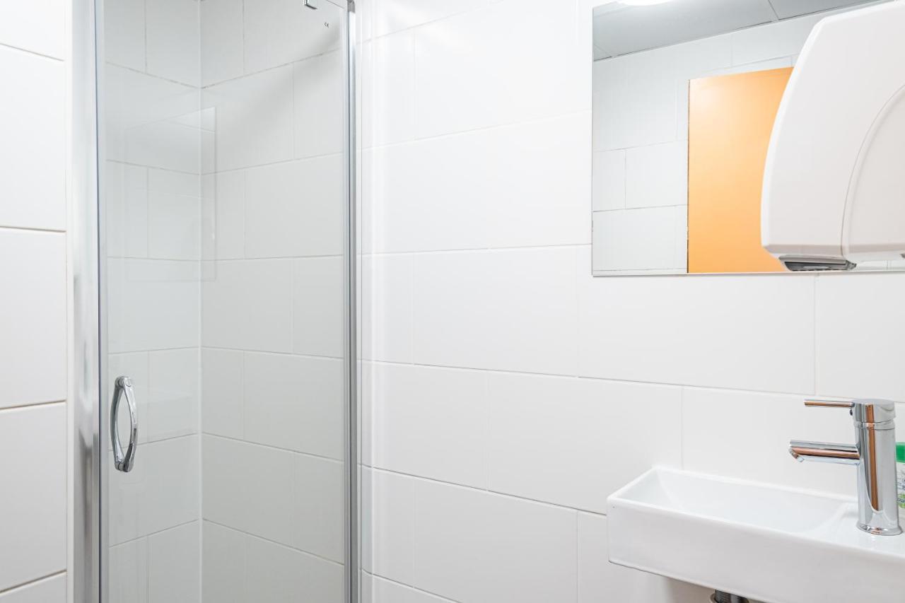 Modern And Studio, Westminster - Sk Guest house *
