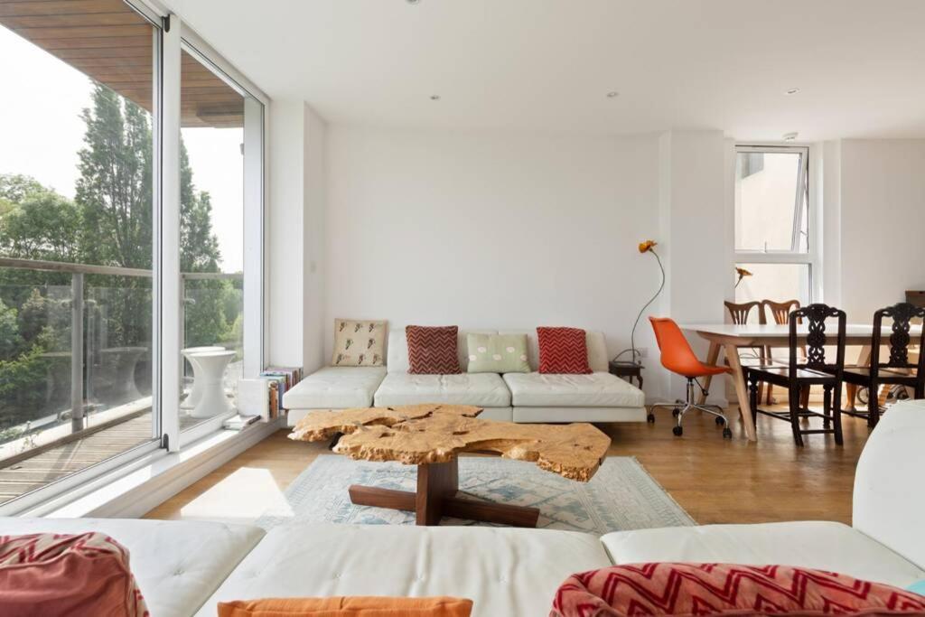 Stunning 1 Bed Canal View - Bethnal Green - London