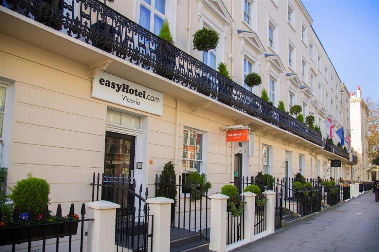 Easyhotel Victoria London