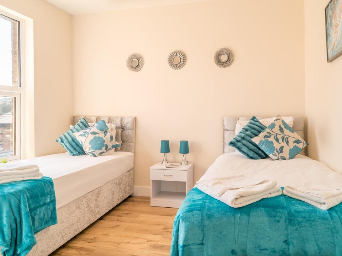 Pass The Keys Renovated Victorian In Ealing * Londen