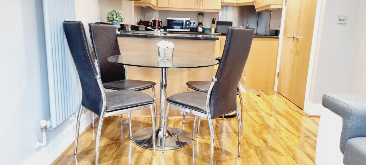 Apartamento Waterside Canary Wharf Londres