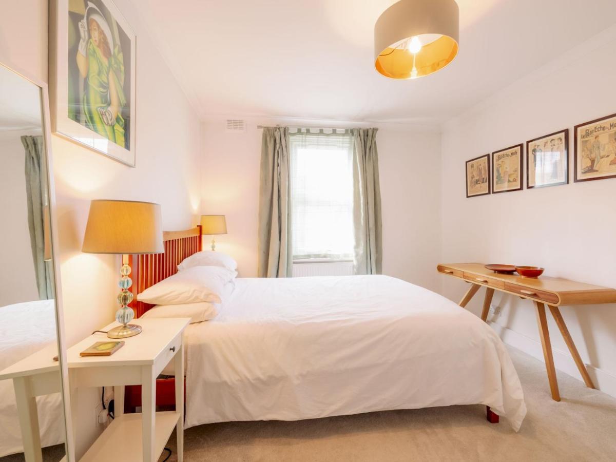 Appartement Pass The Keys Queen's Park Secret Gem Londen