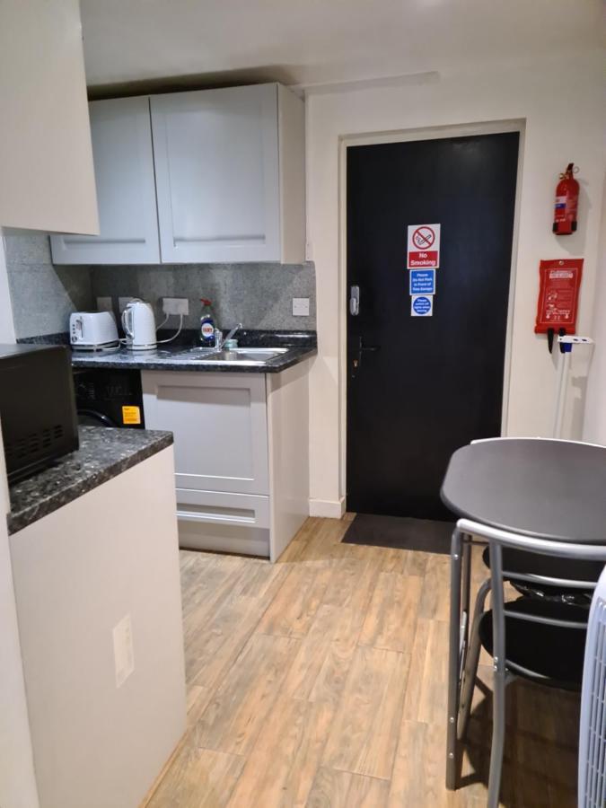 Apartment Exclusive Private One Bedroom London