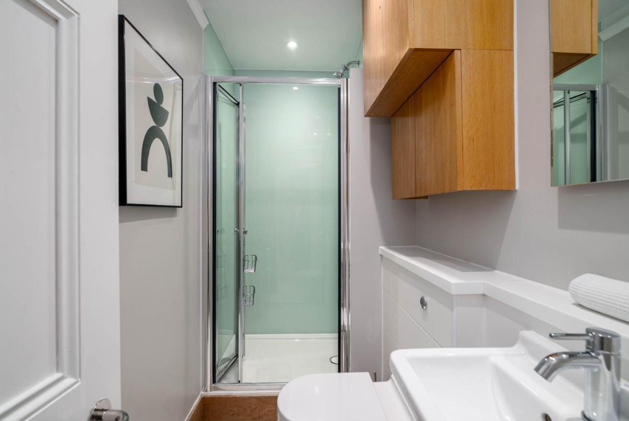 Apartment 5 Doughty Street
