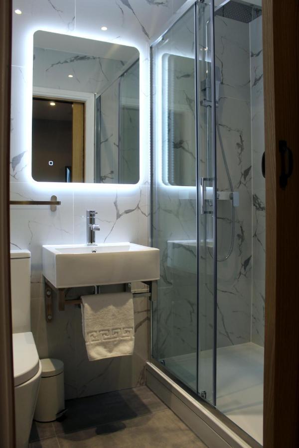 Cg Kensington Hotel London