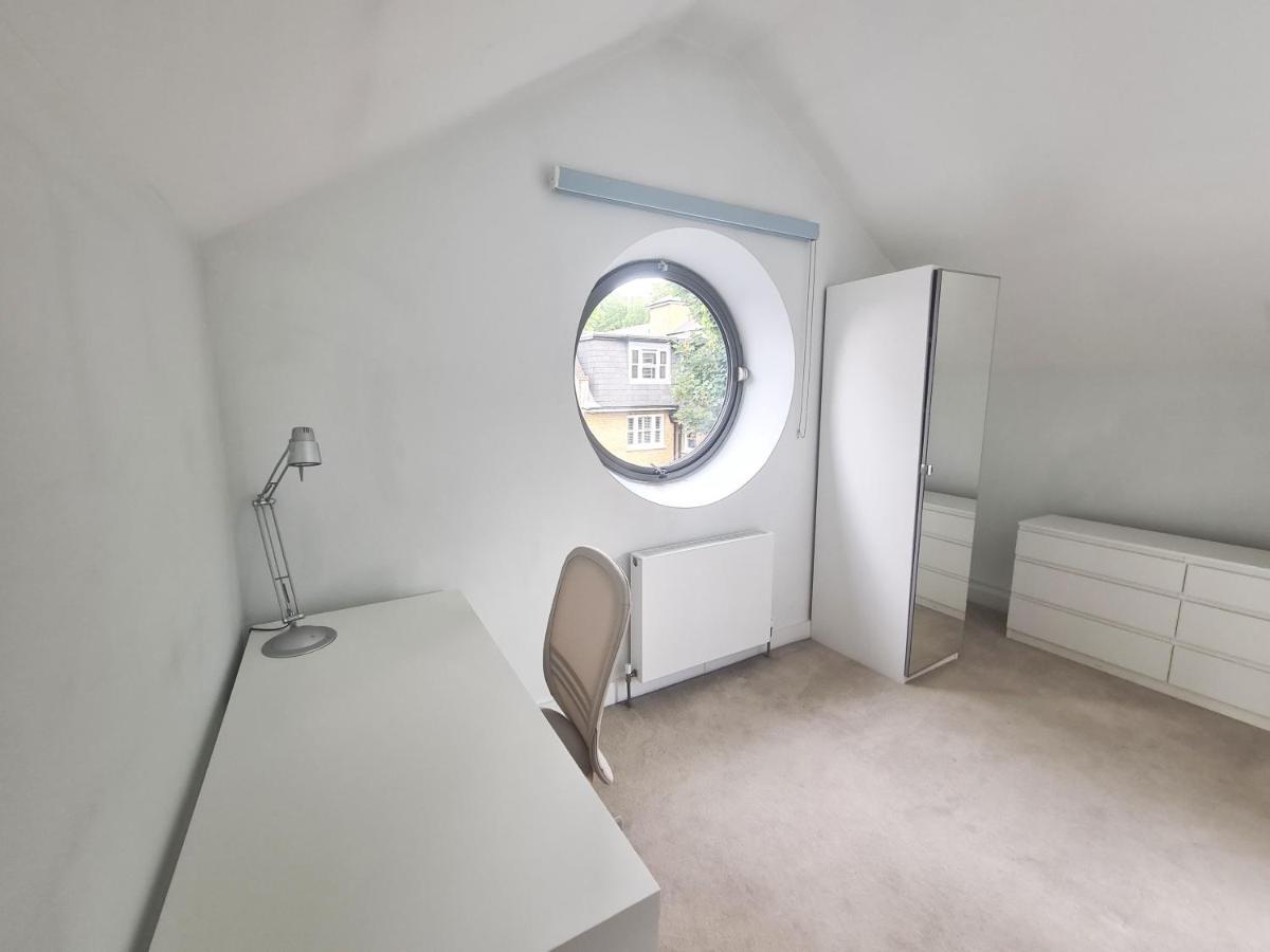 3 Benbow Mews Apartment *