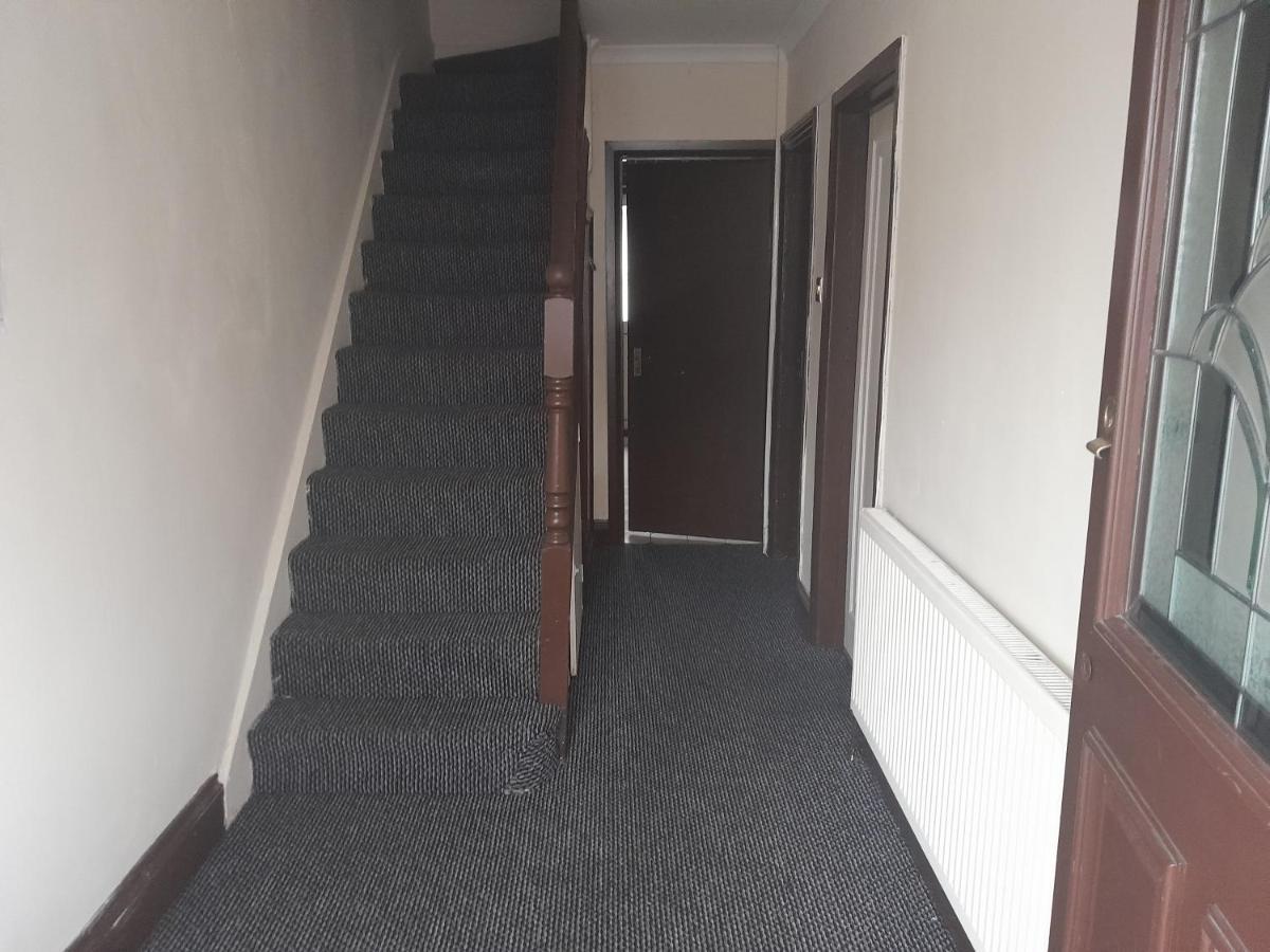 Lovely 1-bed Studio In Apartment *