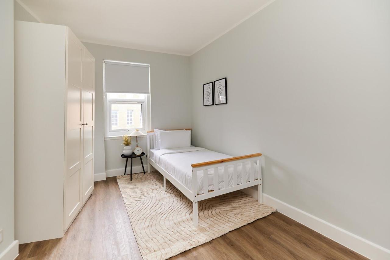 The Fulham Escape - Alluring 5bdr Flat Apartment London