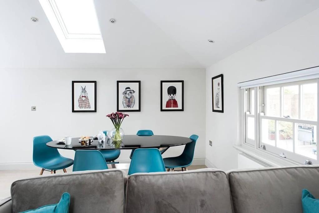 Recently Redecorated Bright And Spacious 1br Flat In West