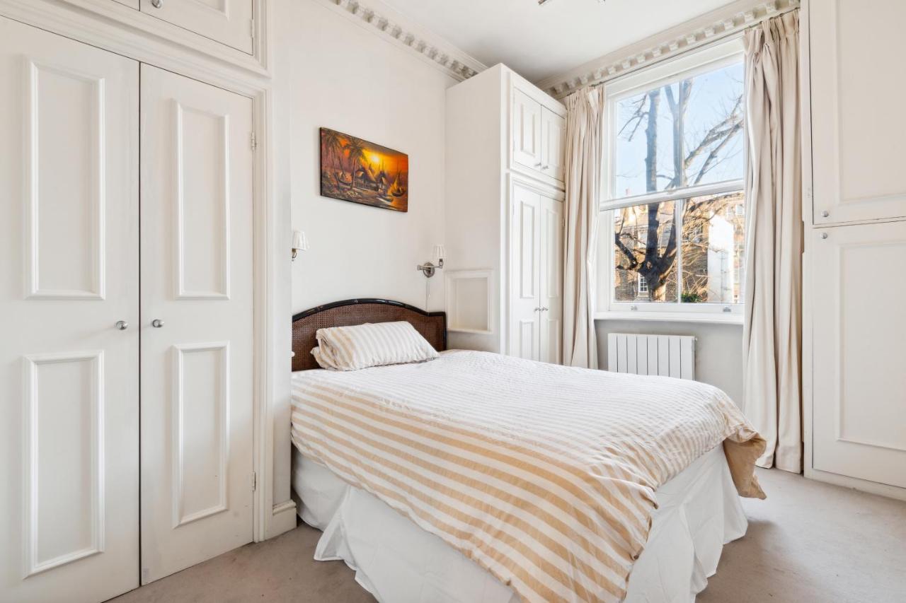 Notting Hill Glamour London