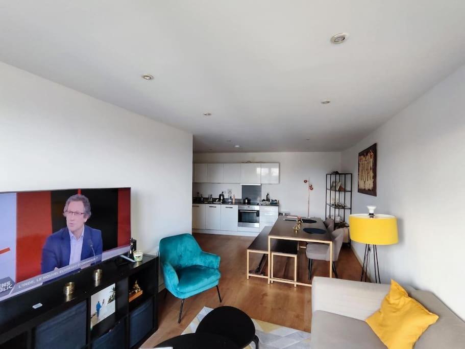 Cosy And Spacious In Forest Hill Londen