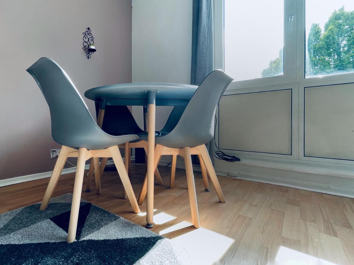 Noah's Place In Mile End Apartment London