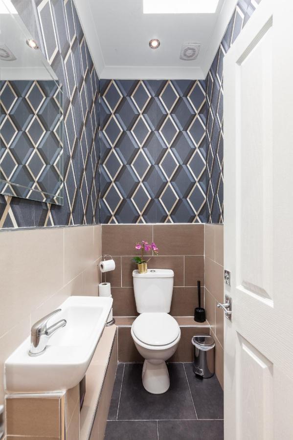Сasa de vacaciones Kensington Nest Serviced House