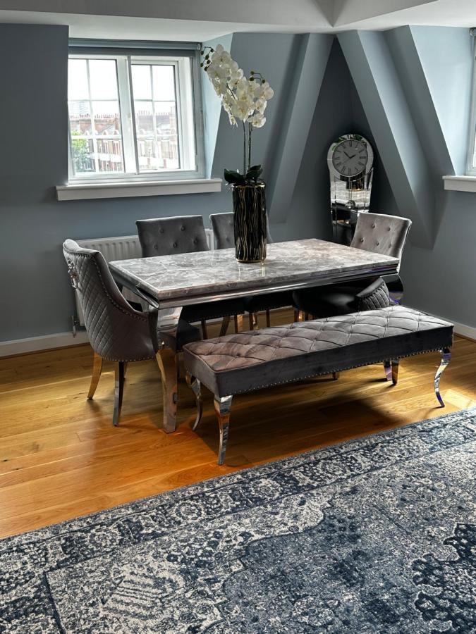 One Bedroom Flat In Chelsea