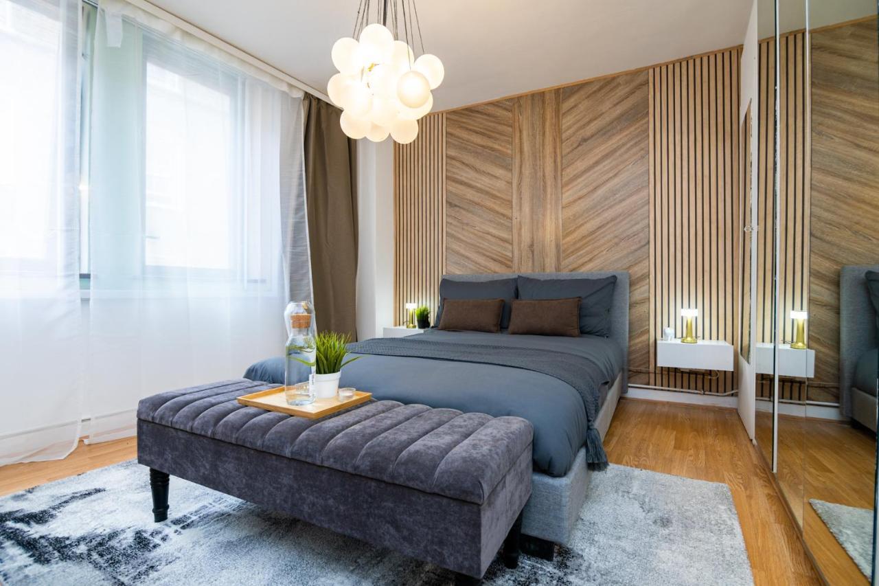Apartment Charming Gem Ii 2bd 2ba Retreat London