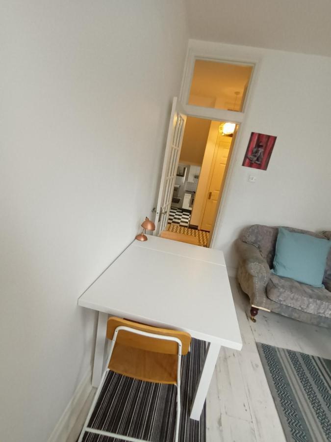3 Bed Lovely Garden Flat Wandsworth Appartement