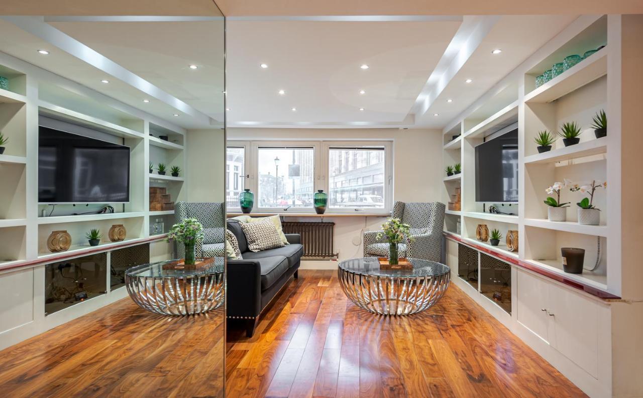 Stylish 2bd Flat Opposite Harrods Prime Location