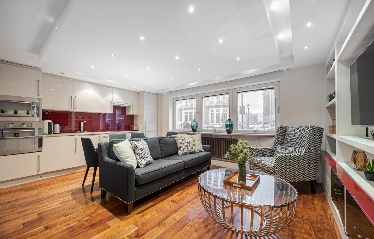 Stylish 2bd Flat Opposite Harrods Prime Location *