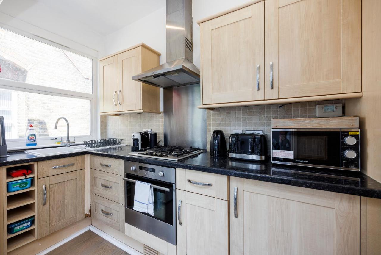Appartement Welcomestay Colliers Wood Two Bed - Away From *