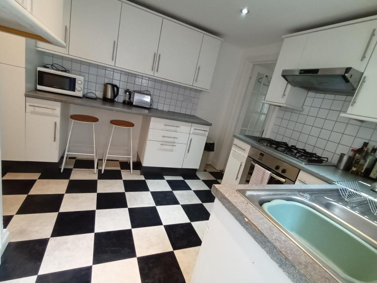 Appartement 3 Bed Lovely Garden Flat Wandsworth Londen