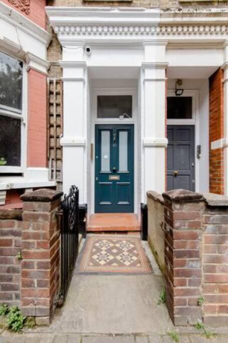Appartement Quiet 2x Bedroom Victorian Terrace Flat + Garden Londen