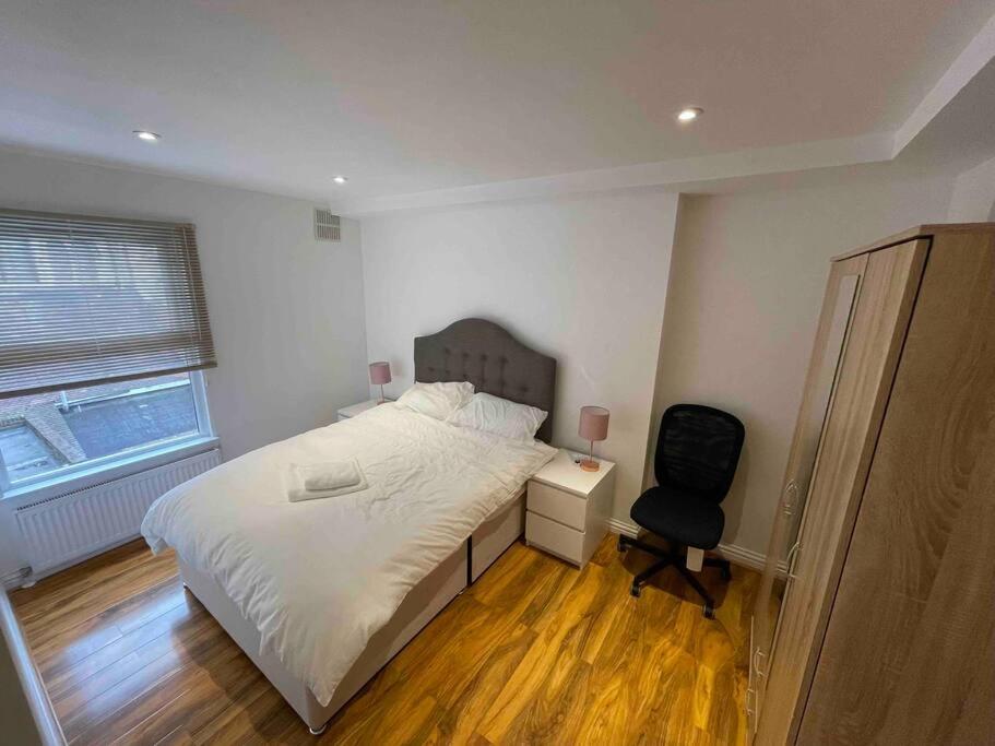 Comfortable 1 Bedroom And Double Sofa Bed Flat Apartment