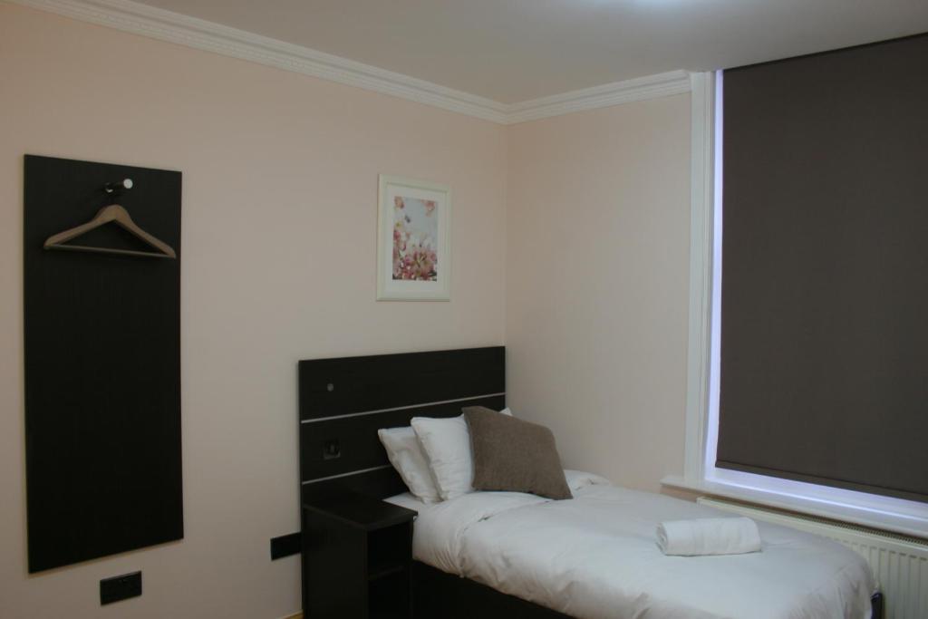 Baytree Hotel 3*