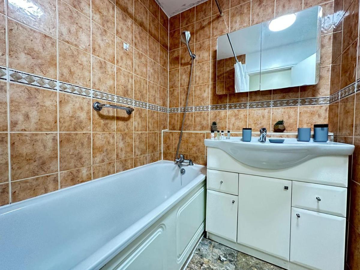 Lovely Studio Flat Cromwell Road Appartement Londen