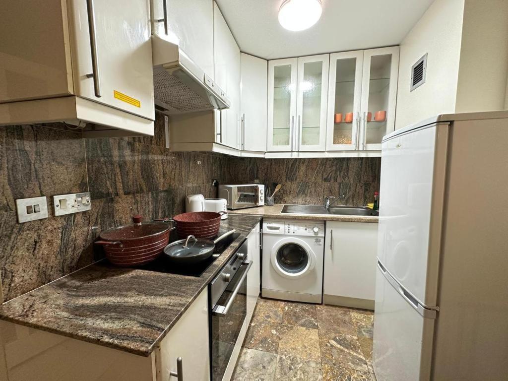 Lovely Studio Flat Cromwell Road Appartement