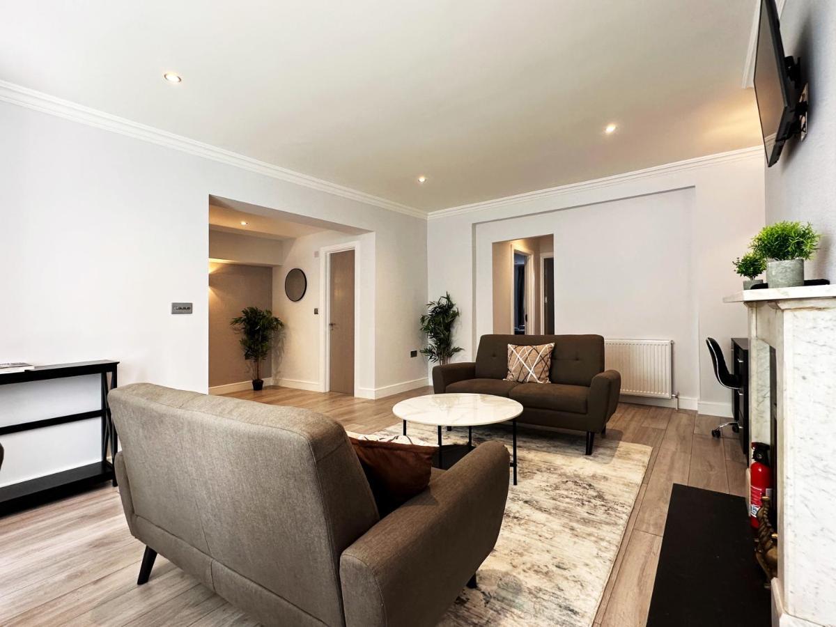 Kevins Place Near Paddington Apartment London