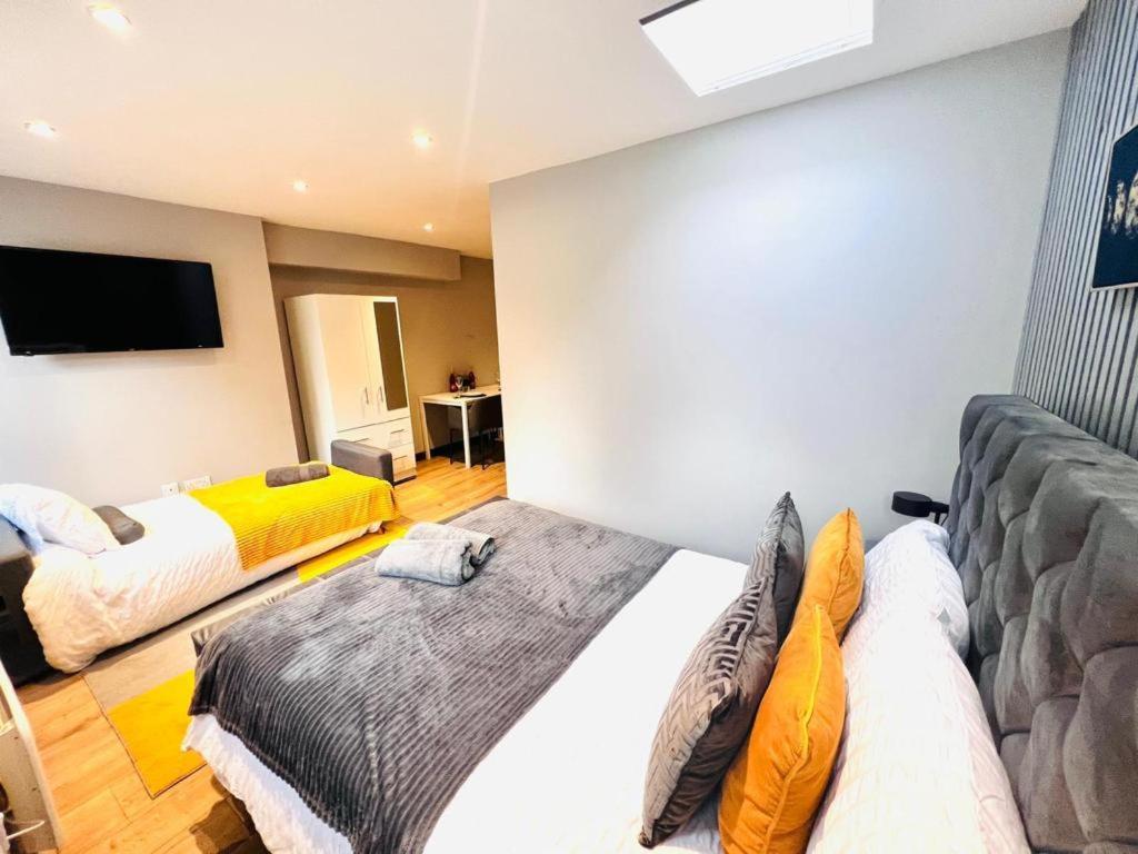 Next To Emirates Stadium Holloway London