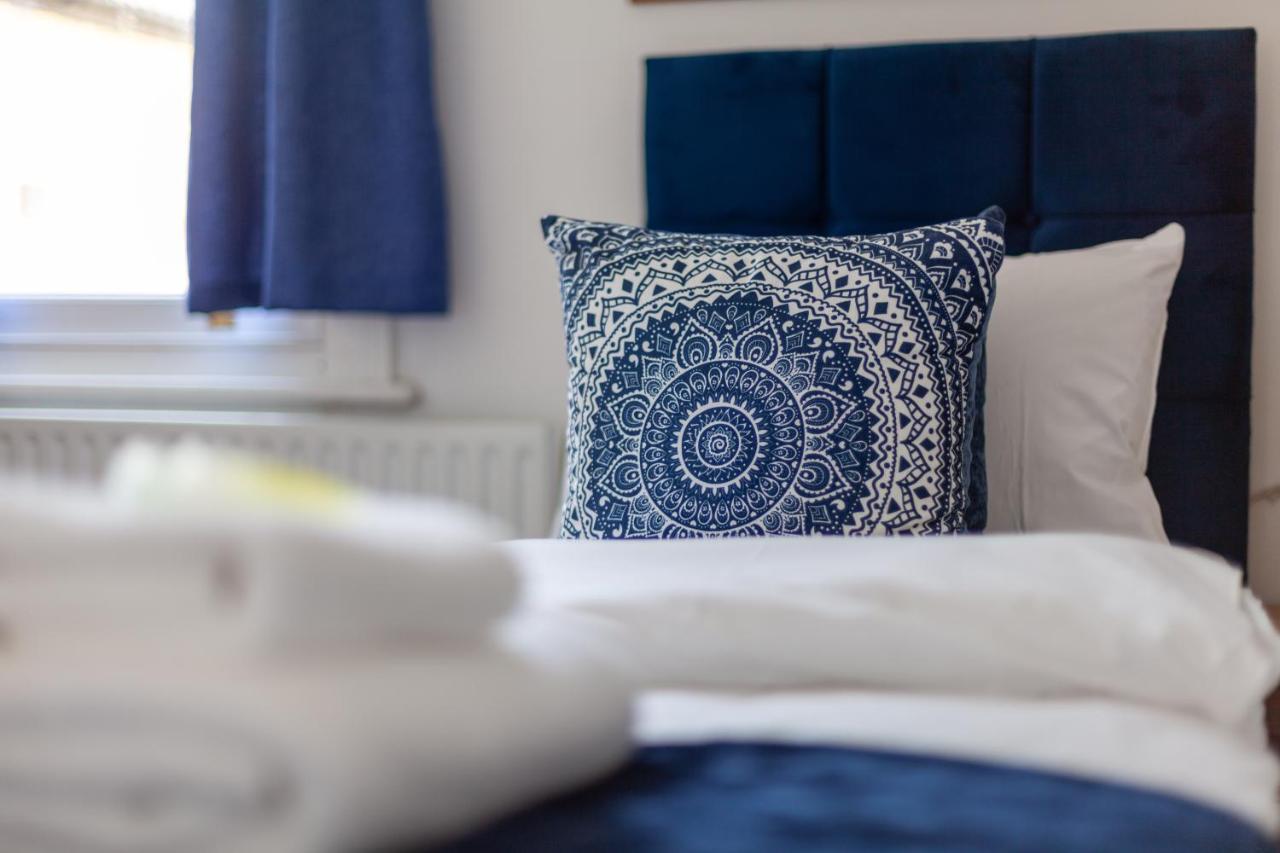 Appartement Charming Terraced 3br House, 5 Min Hither St Londen