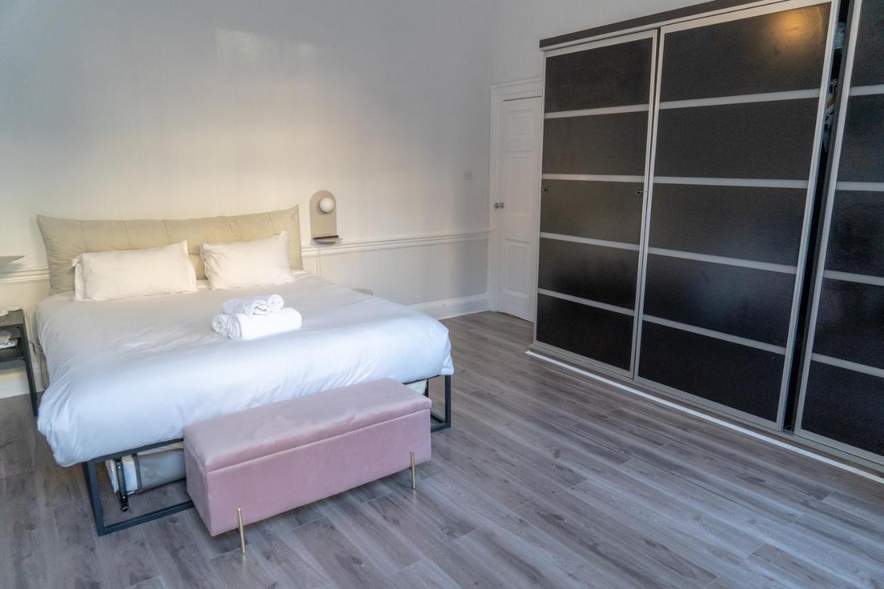 Elevency - In The Heart Of The - 1 Bed * Londen