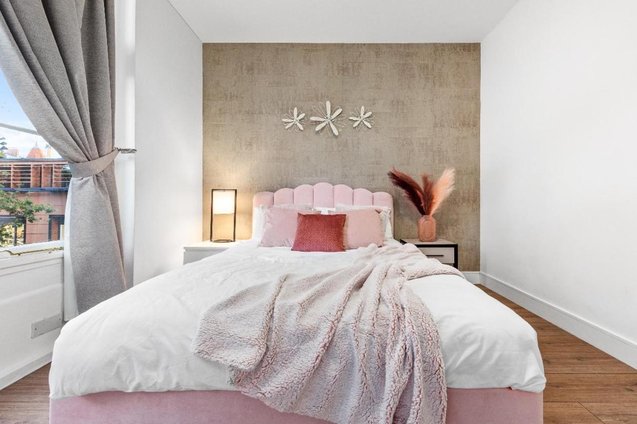 Majestic 2 Bedroom In Knightsbridge Hydepark Kb70 London