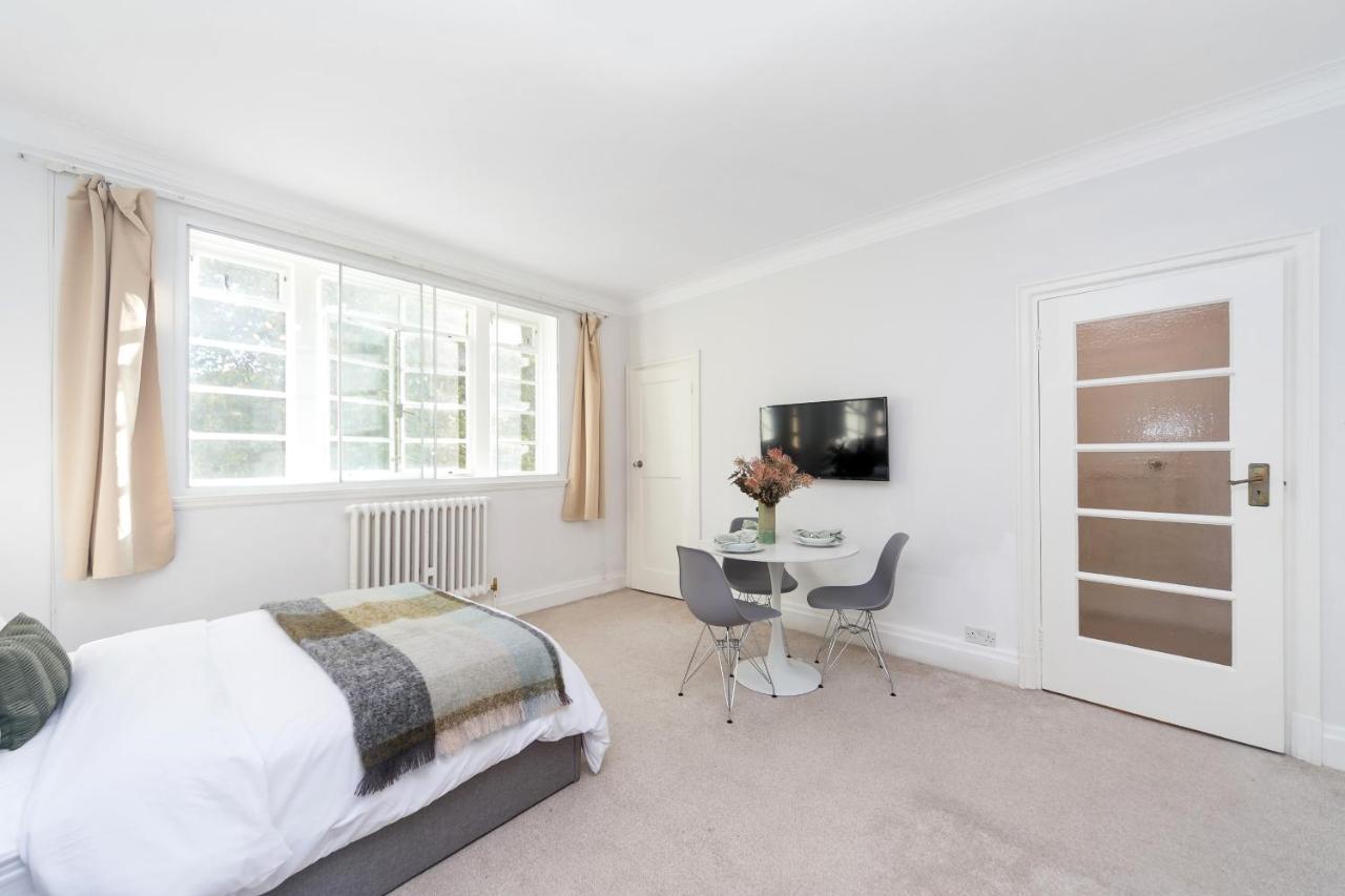 Apartamento Beautifully Presented Centrally Located *
