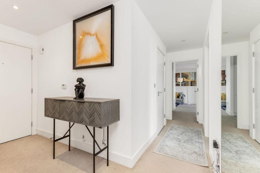 Apartment Khayat Homes - The Ferry - Two Bed London